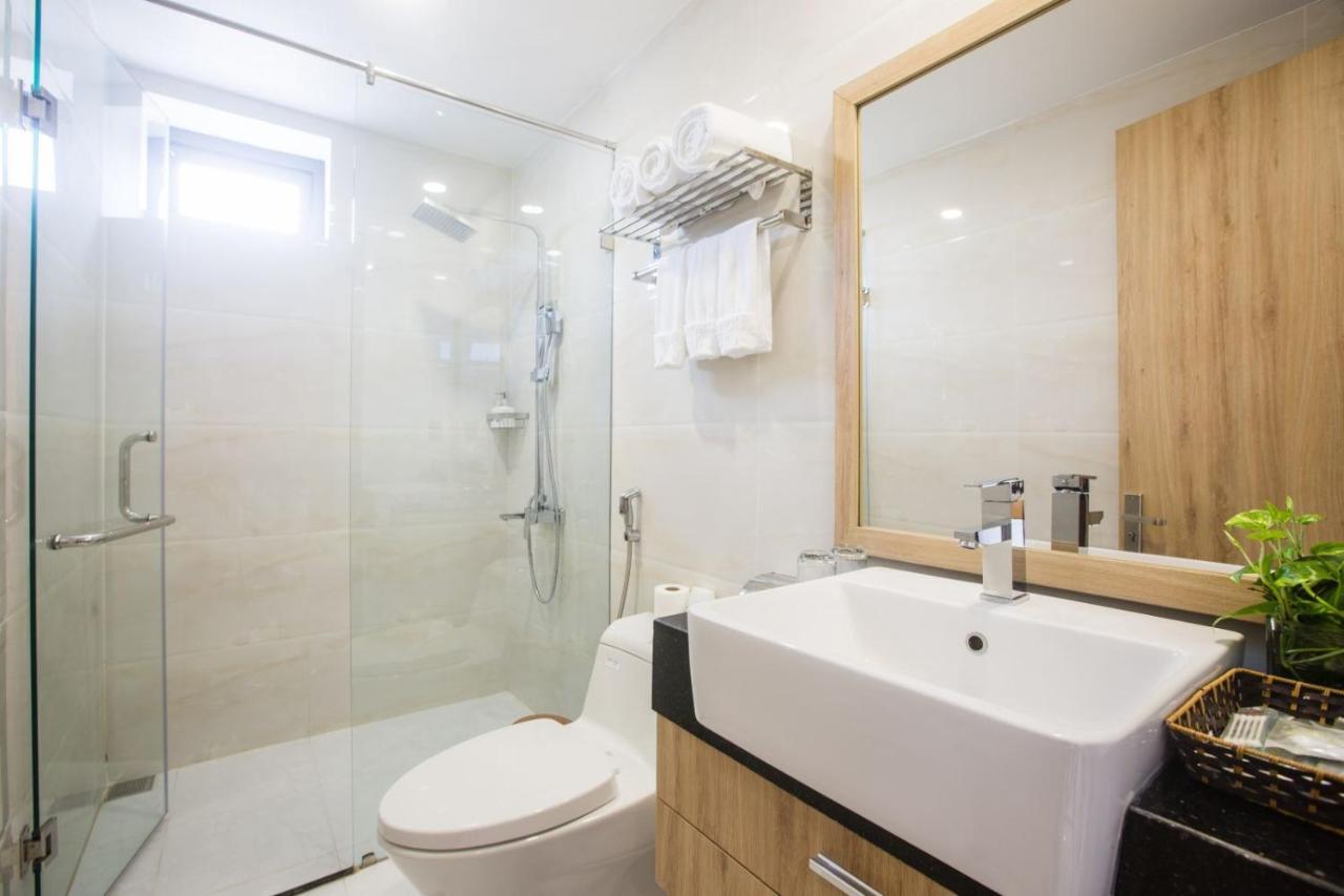 Continent Apartment Da Nang Bagian luar foto
